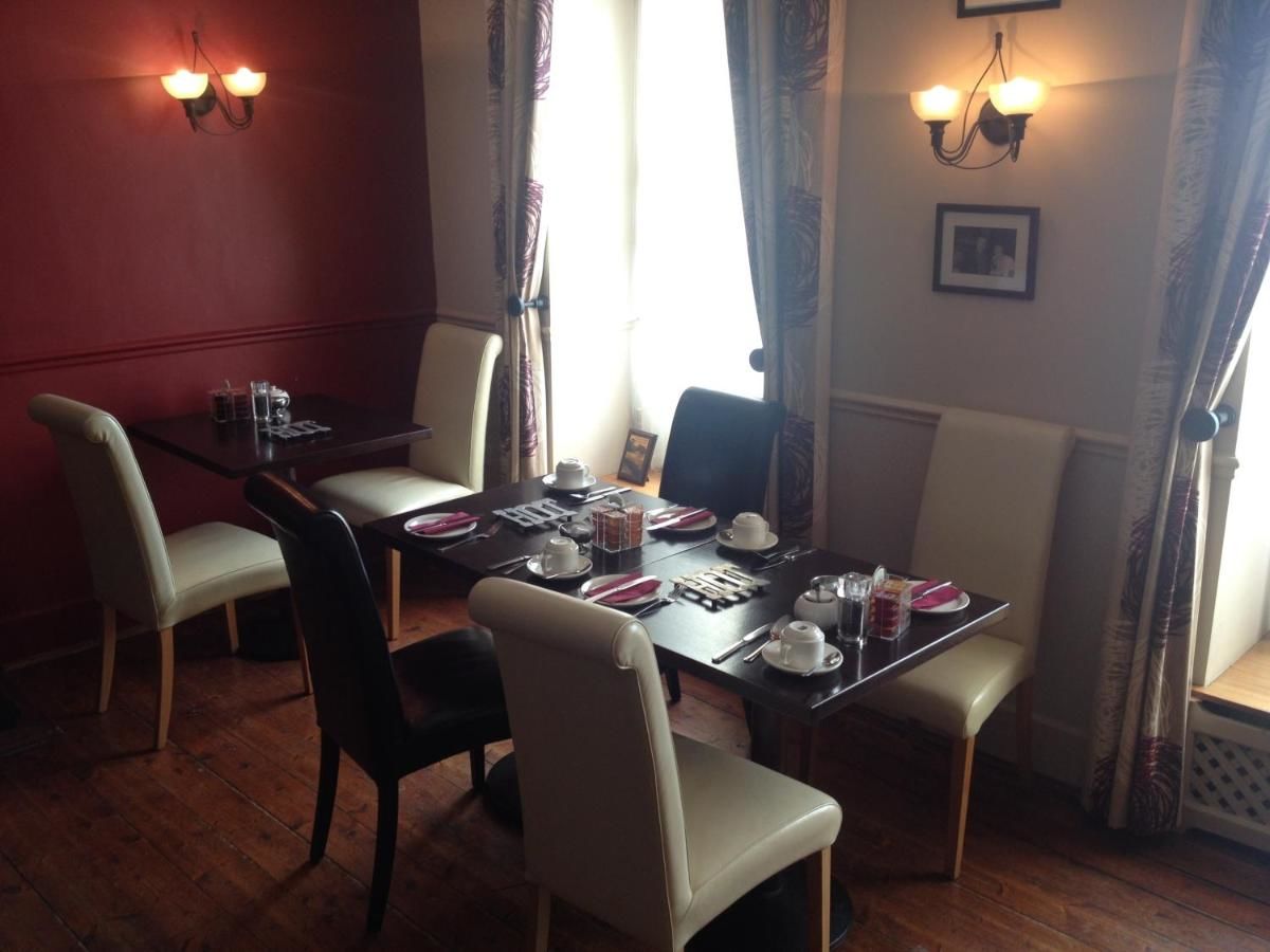 Отели типа «постель и завтрак» Dan Linehans Bar and B&B Килларни-28